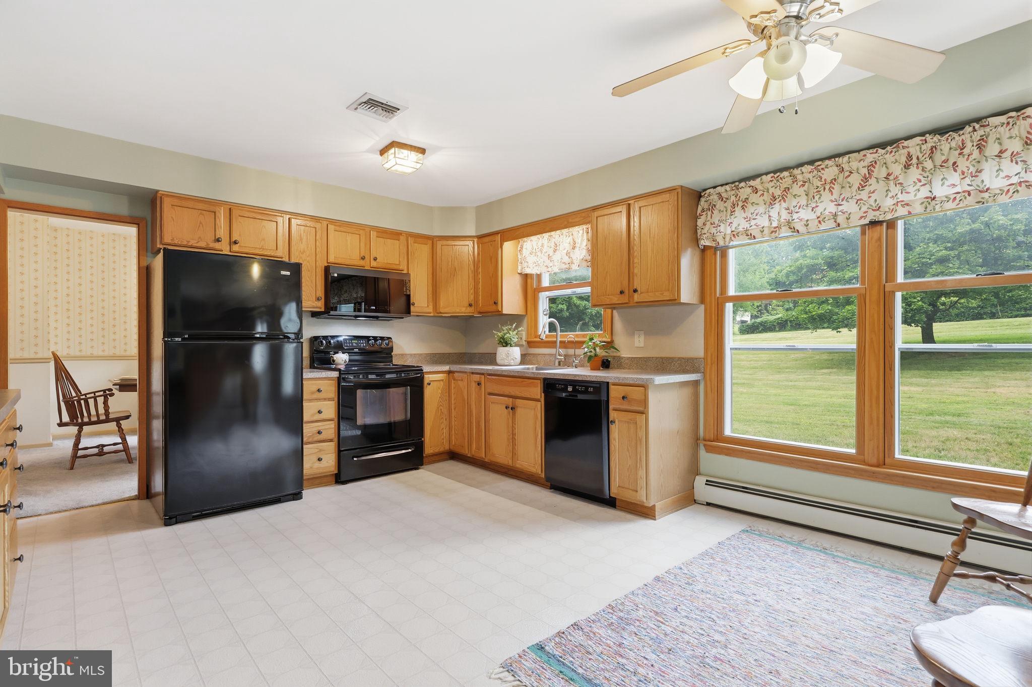 CHESTNUT HILL ACRES - Residential