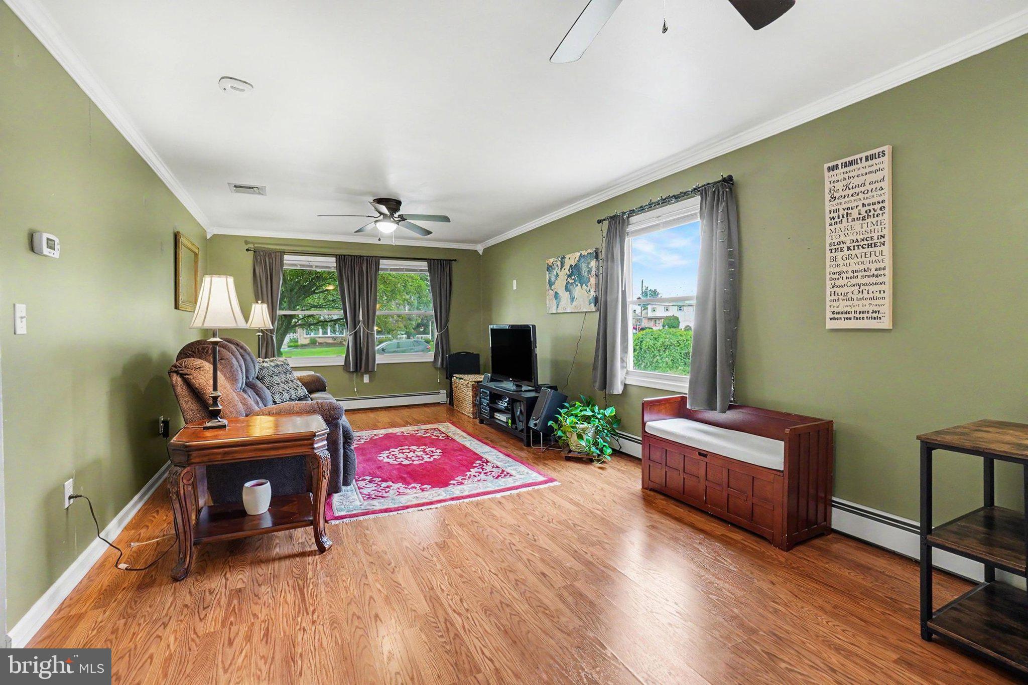 WINDSOR PARK - Residential