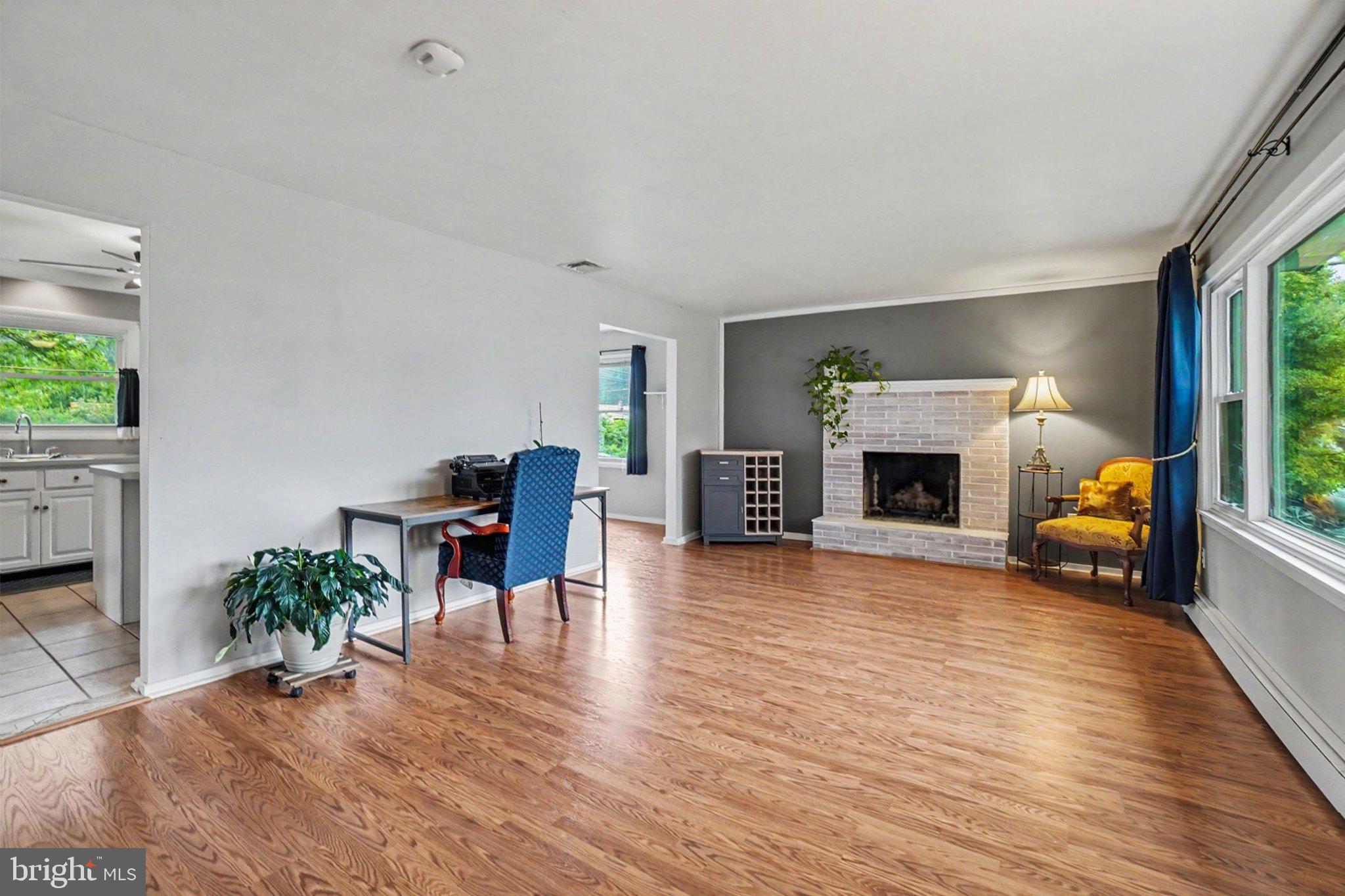 WINDSOR PARK - Residential
