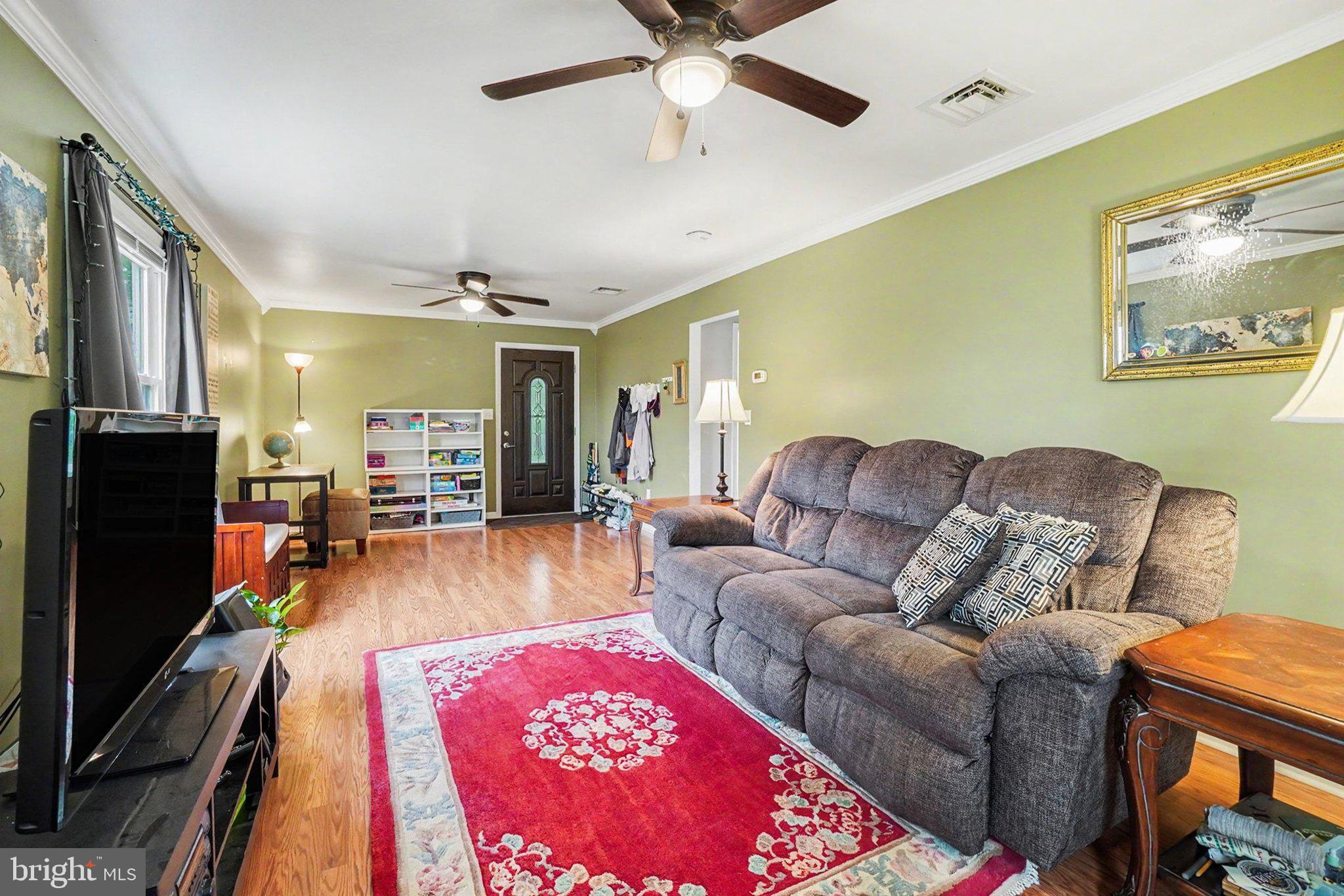 WINDSOR PARK - Residential