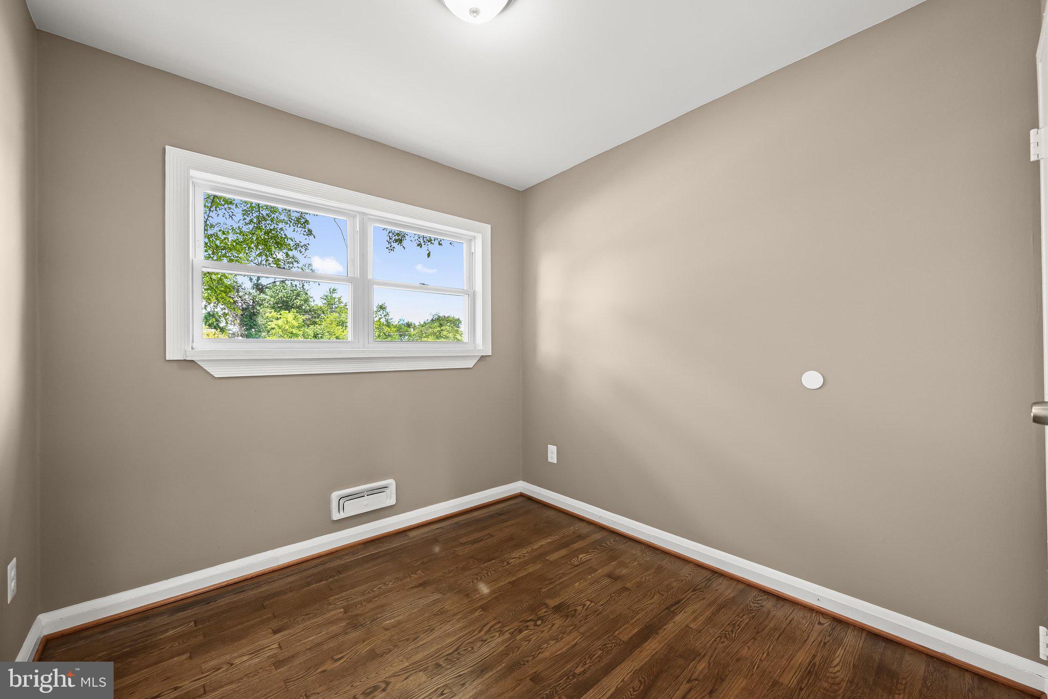 WESTVIEW PARK - Residential