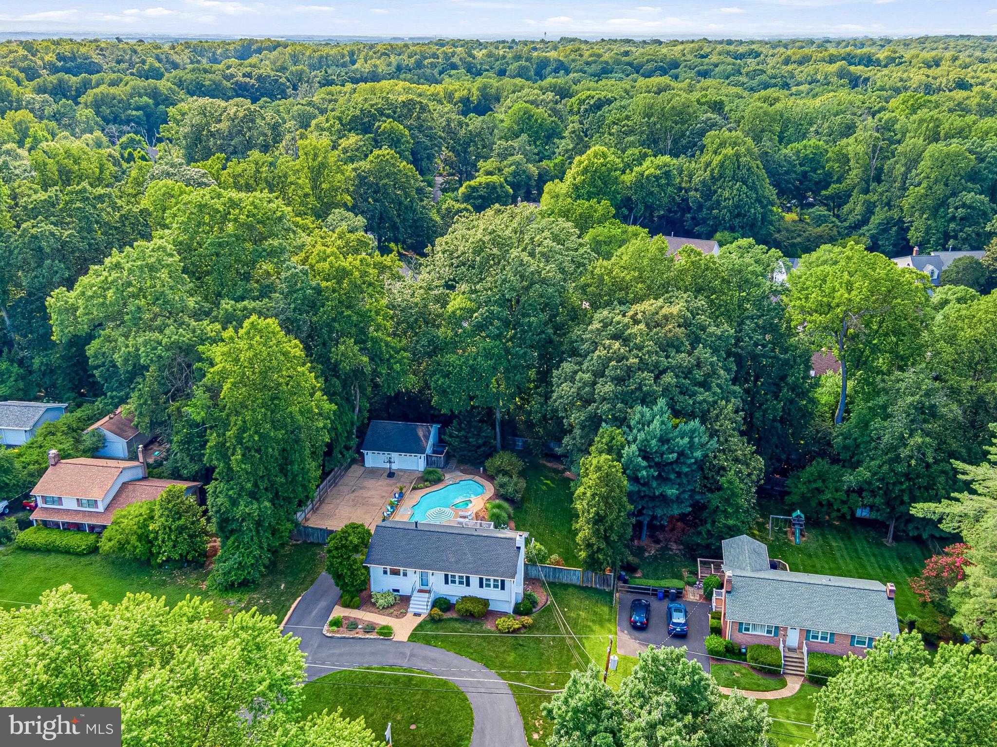 VALEWOOD MANOR - Residential