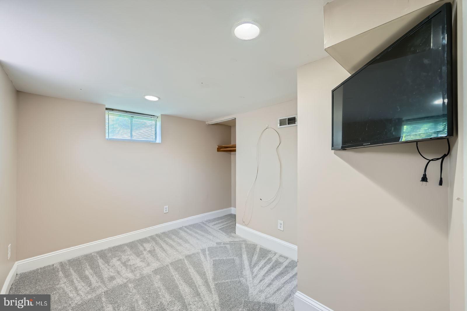 OLDE GLEN BURNIE - Residential
