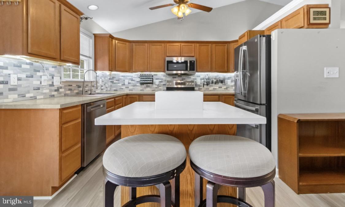 WESTMORELAND SHORES - Residential