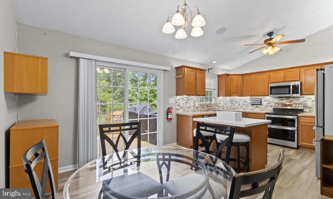 WESTMORELAND SHORES - Residential