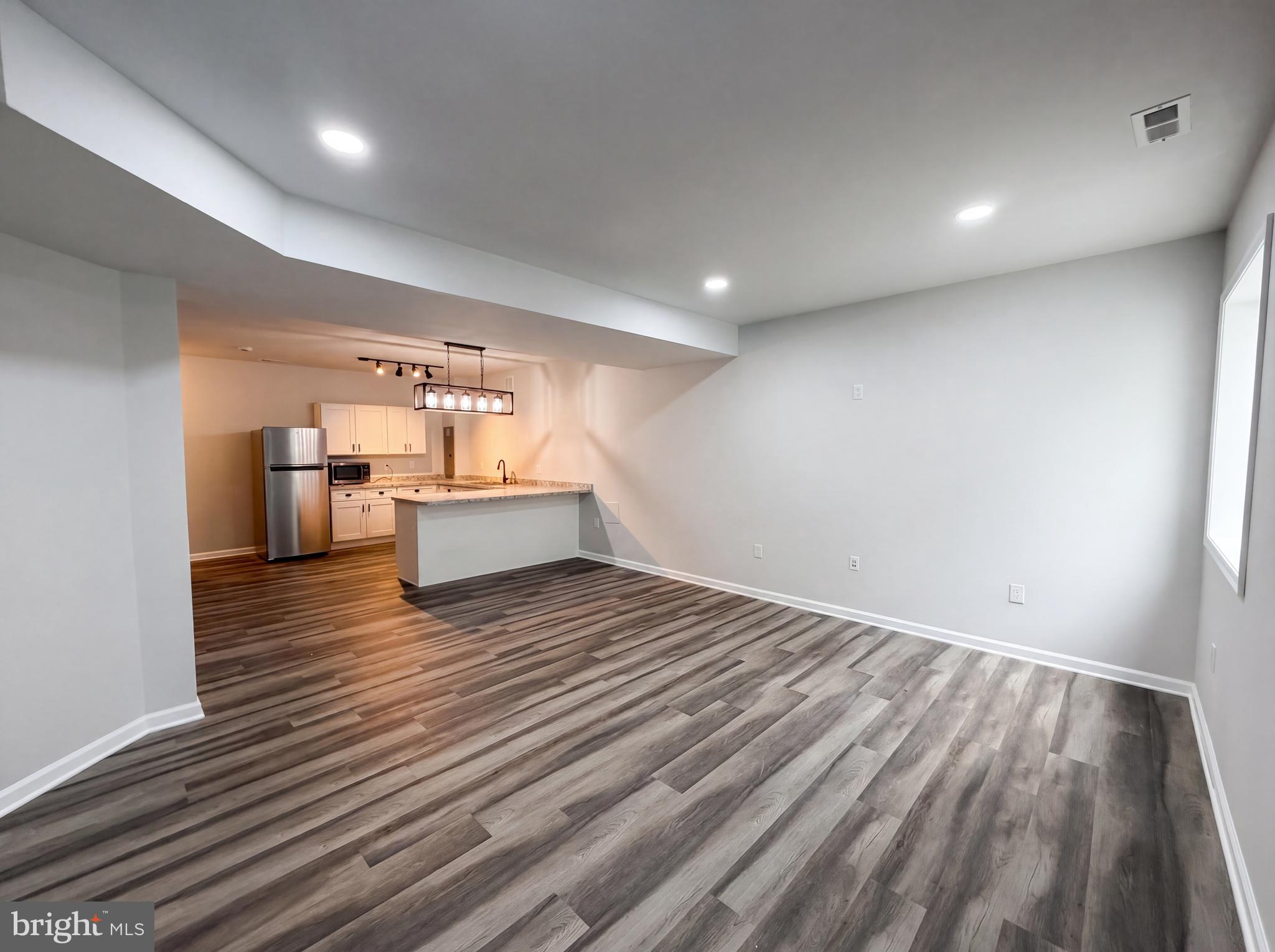 STONEGATE ESTATES - Residential