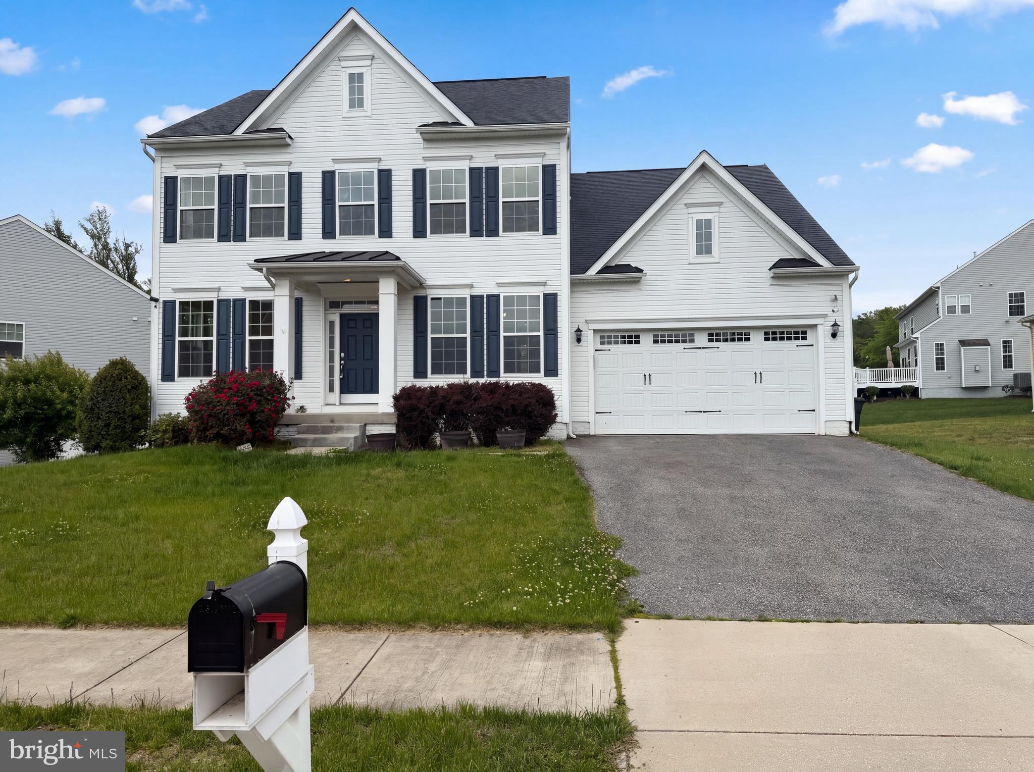 STONEGATE ESTATES - Residential