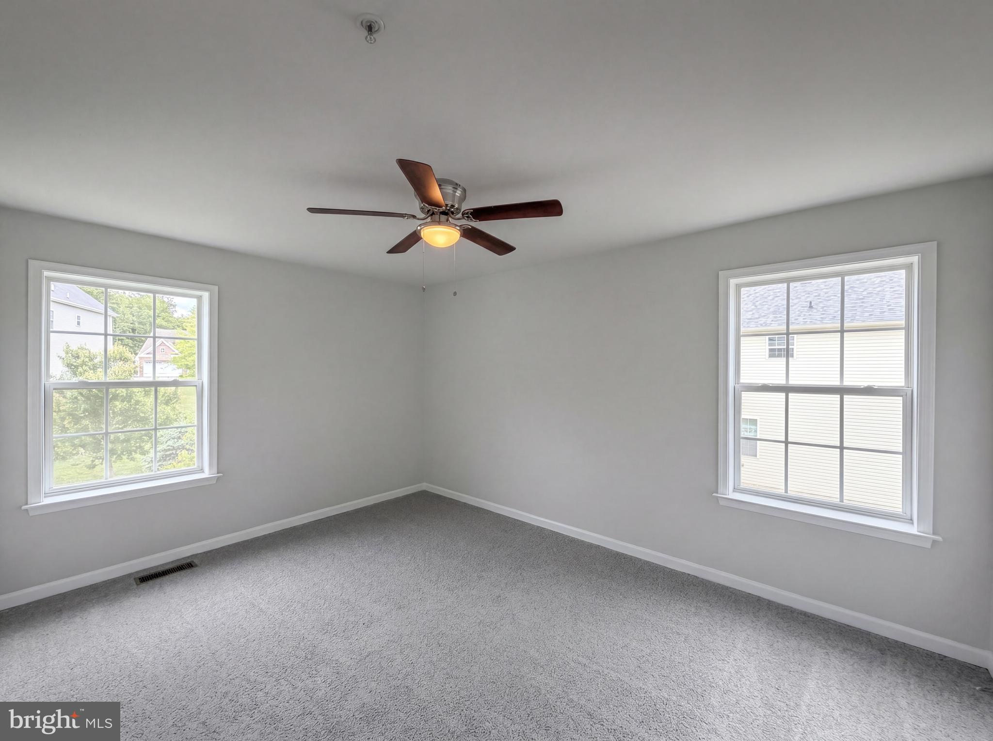 STONEGATE ESTATES - Residential