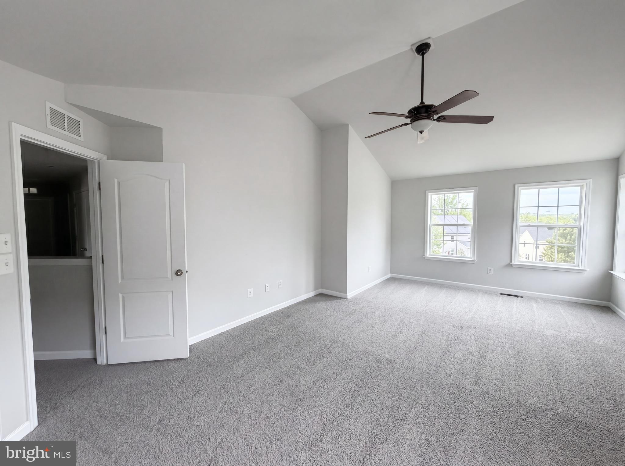 STONEGATE ESTATES - Residential
