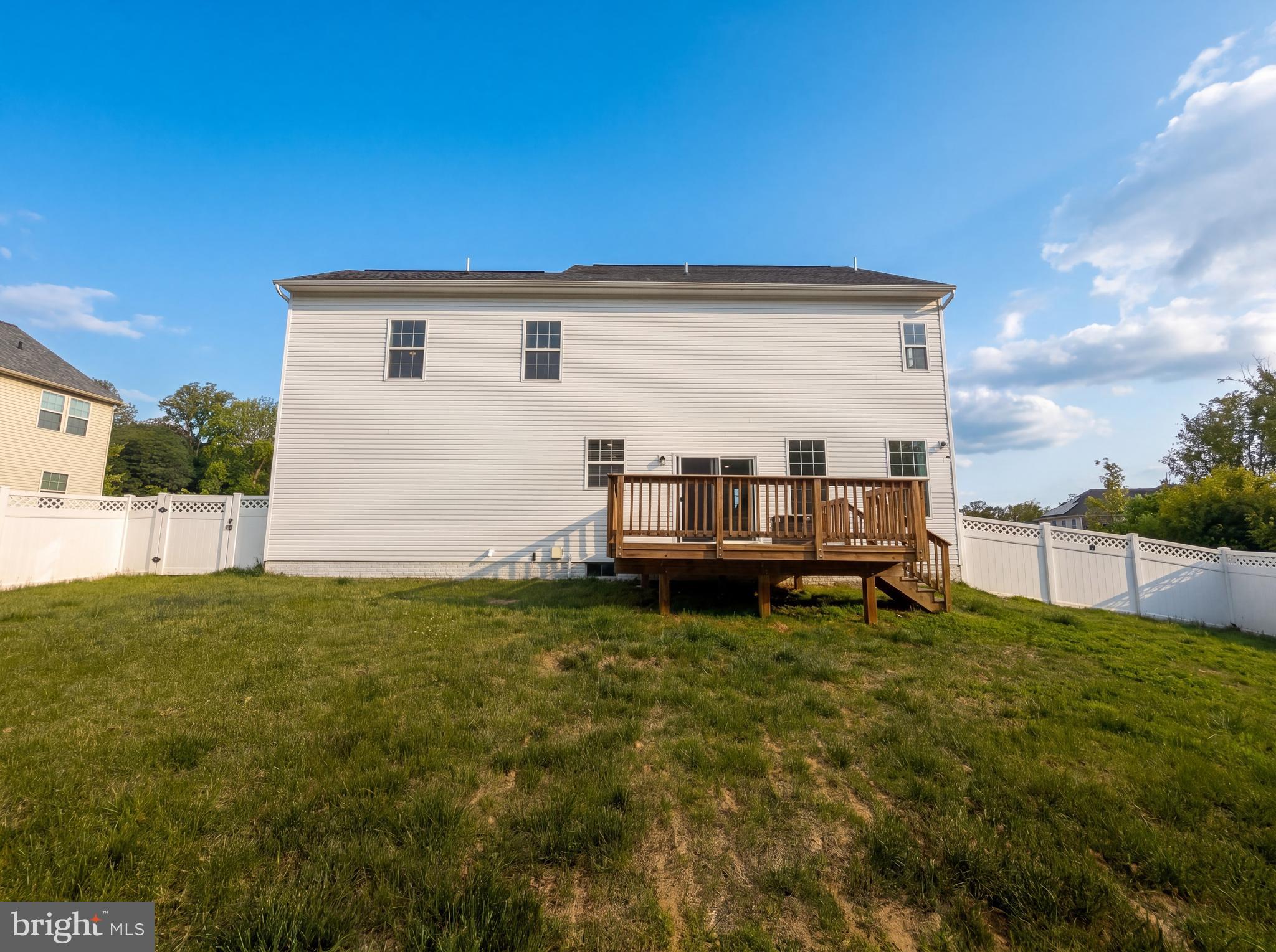 STONEGATE ESTATES - Residential