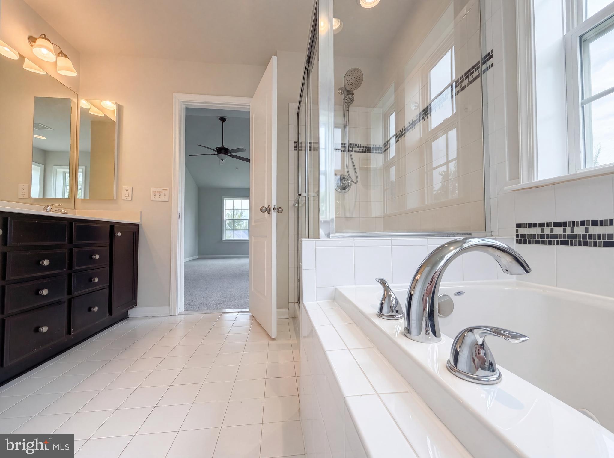 STONEGATE ESTATES - Residential