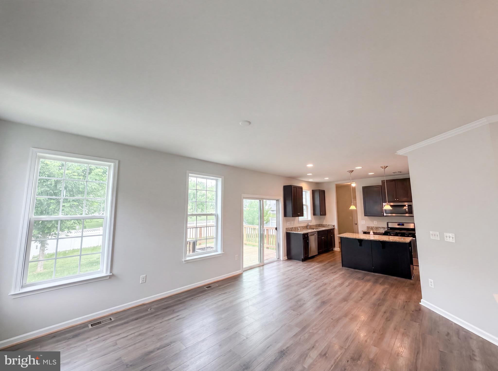 STONEGATE ESTATES - Residential