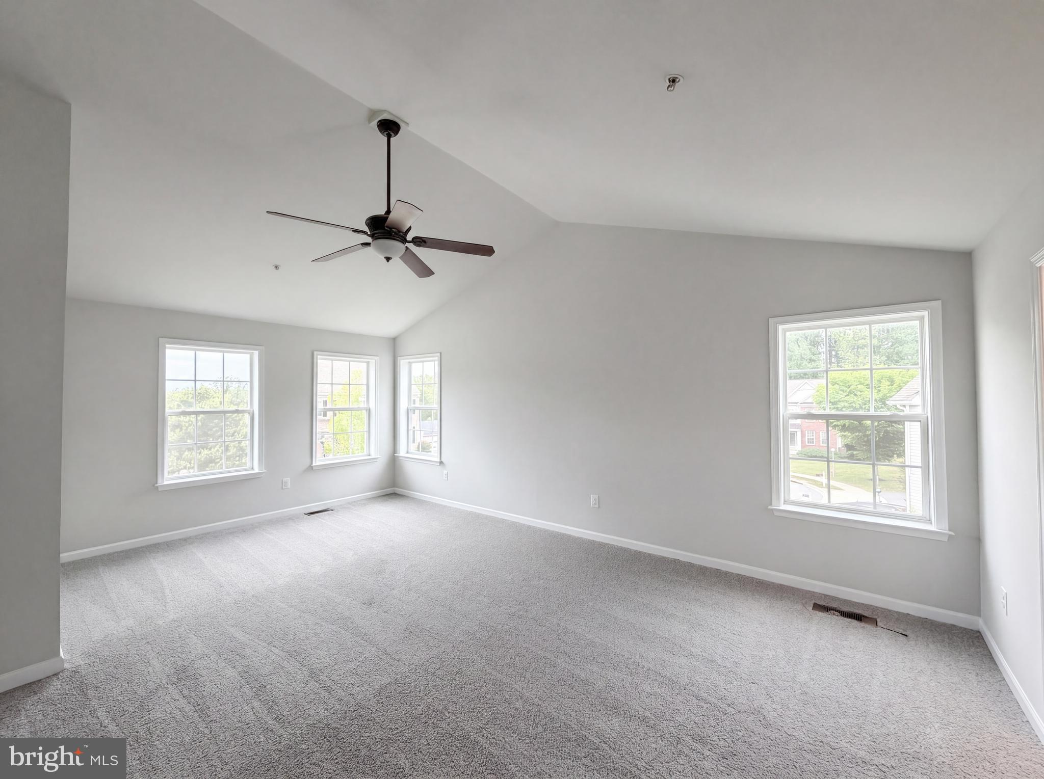 STONEGATE ESTATES - Residential