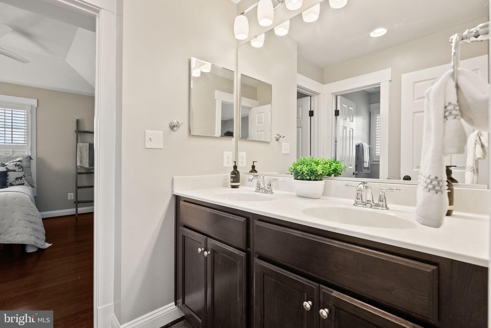 JEFFERSON PARK - Residential