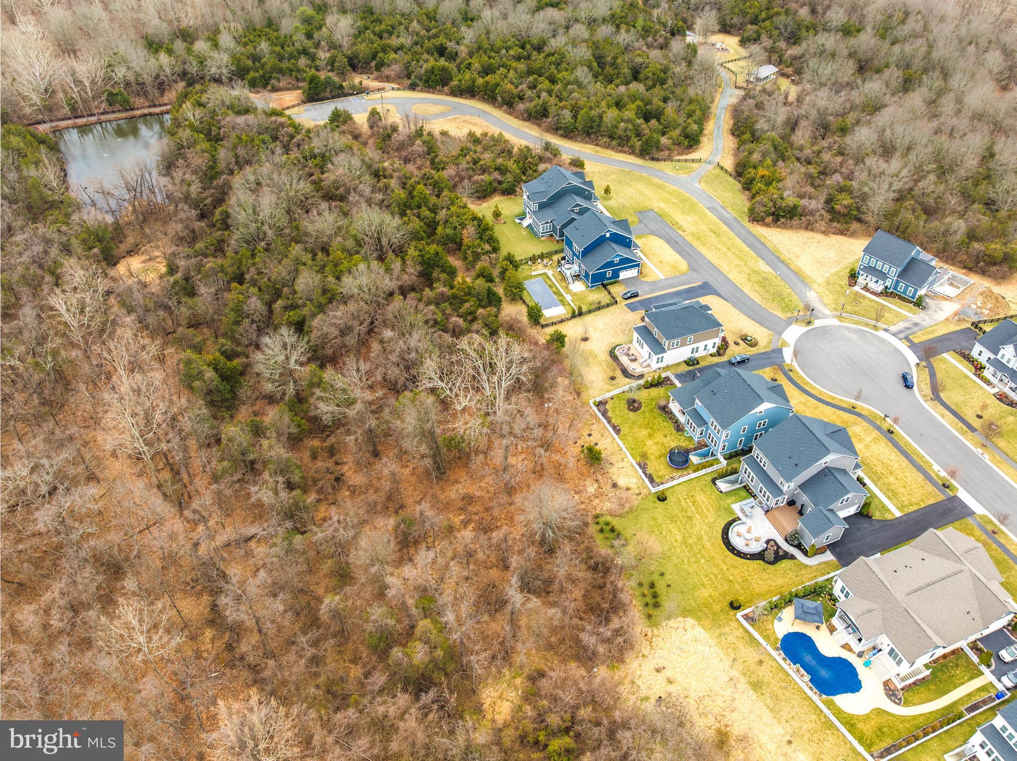 GREENS SOUTH AT WILLOWSF - Residential