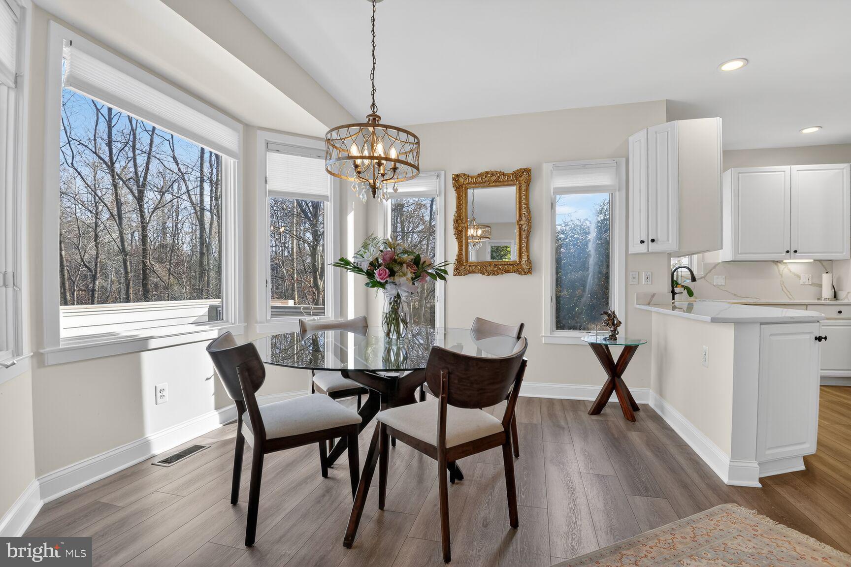 RESTON - Residential