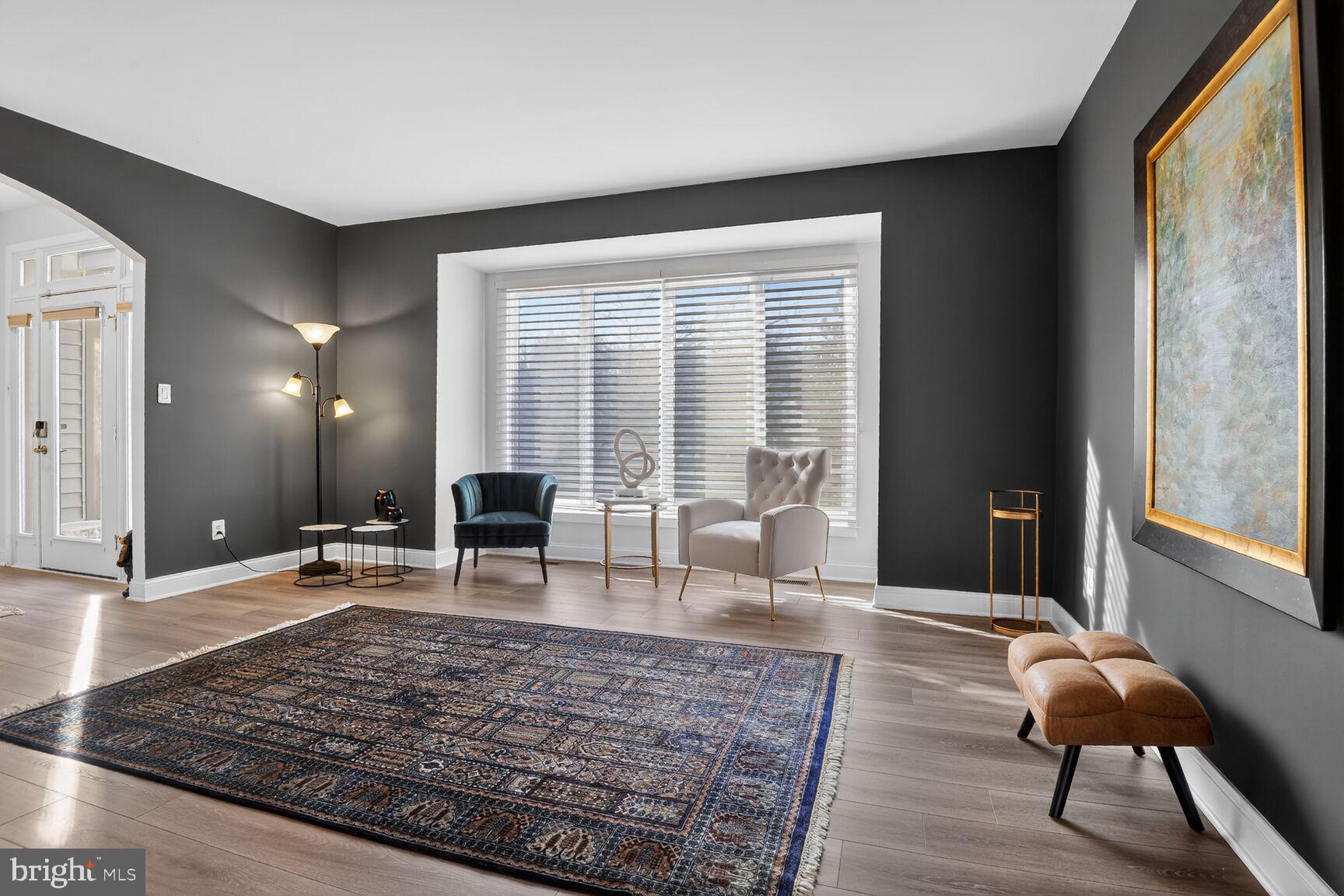 RESTON - Residential