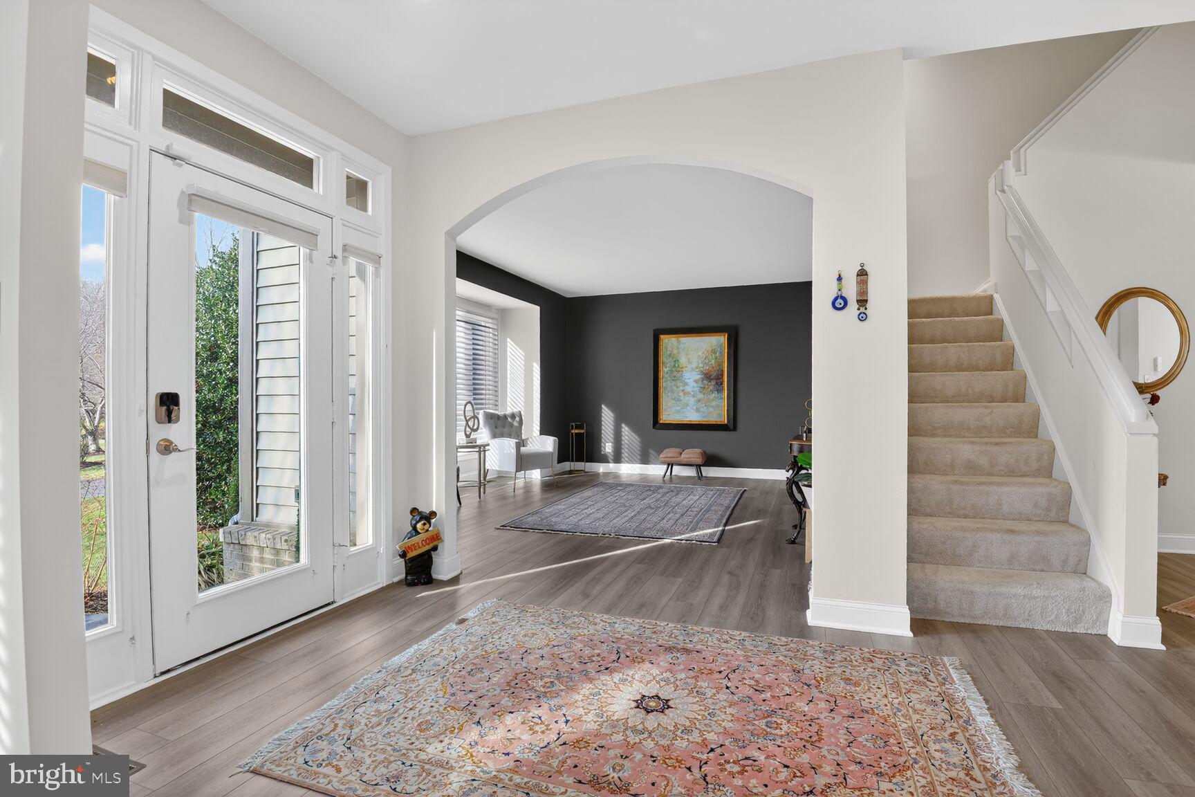 RESTON - Residential