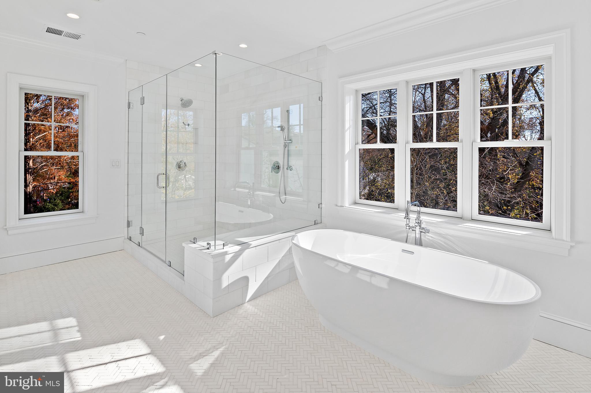 PARKWOOD - Residential