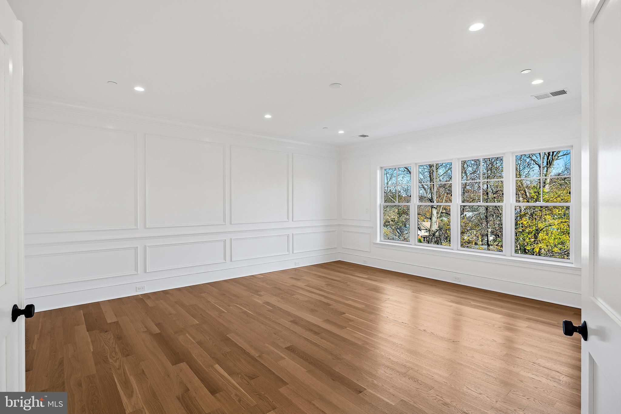 PARKWOOD - Residential