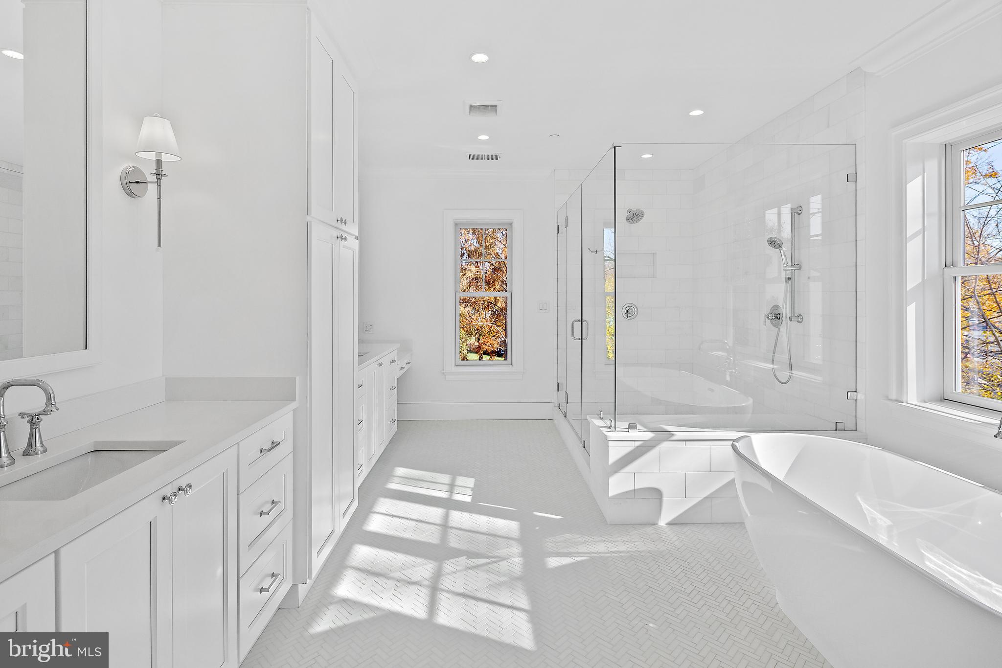 PARKWOOD - Residential