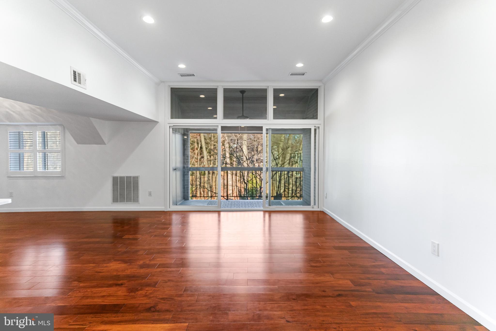 BENTANA PARK - Residential