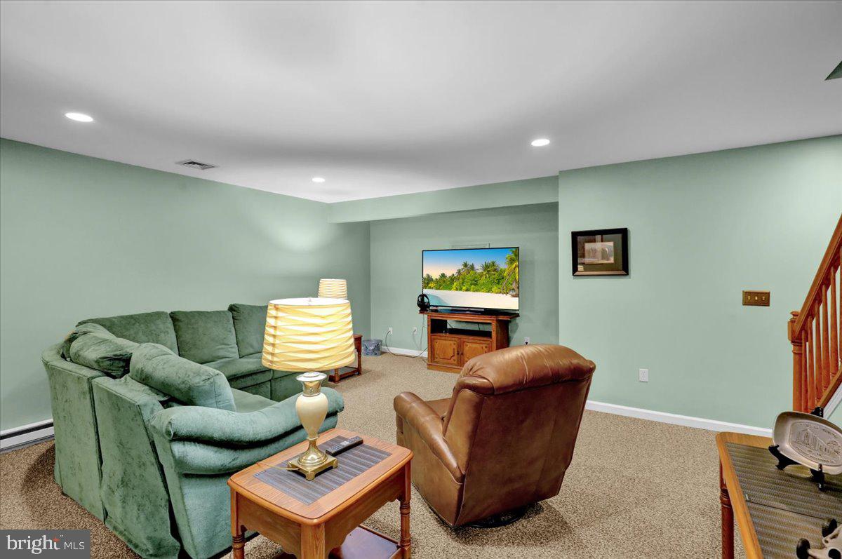 ORCHARD HILL ESTATES - Residential