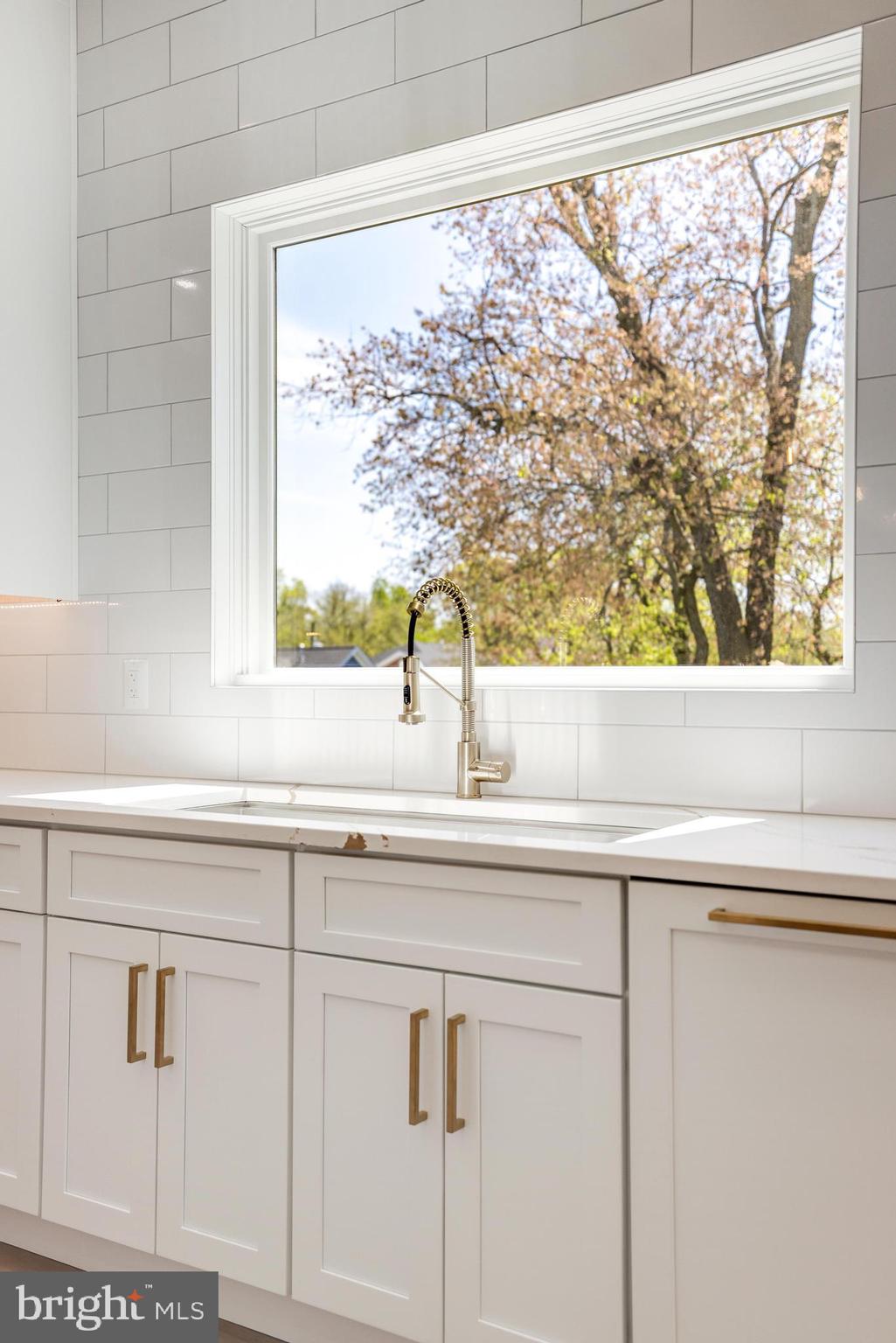 PIMMIT HILLS - Residential