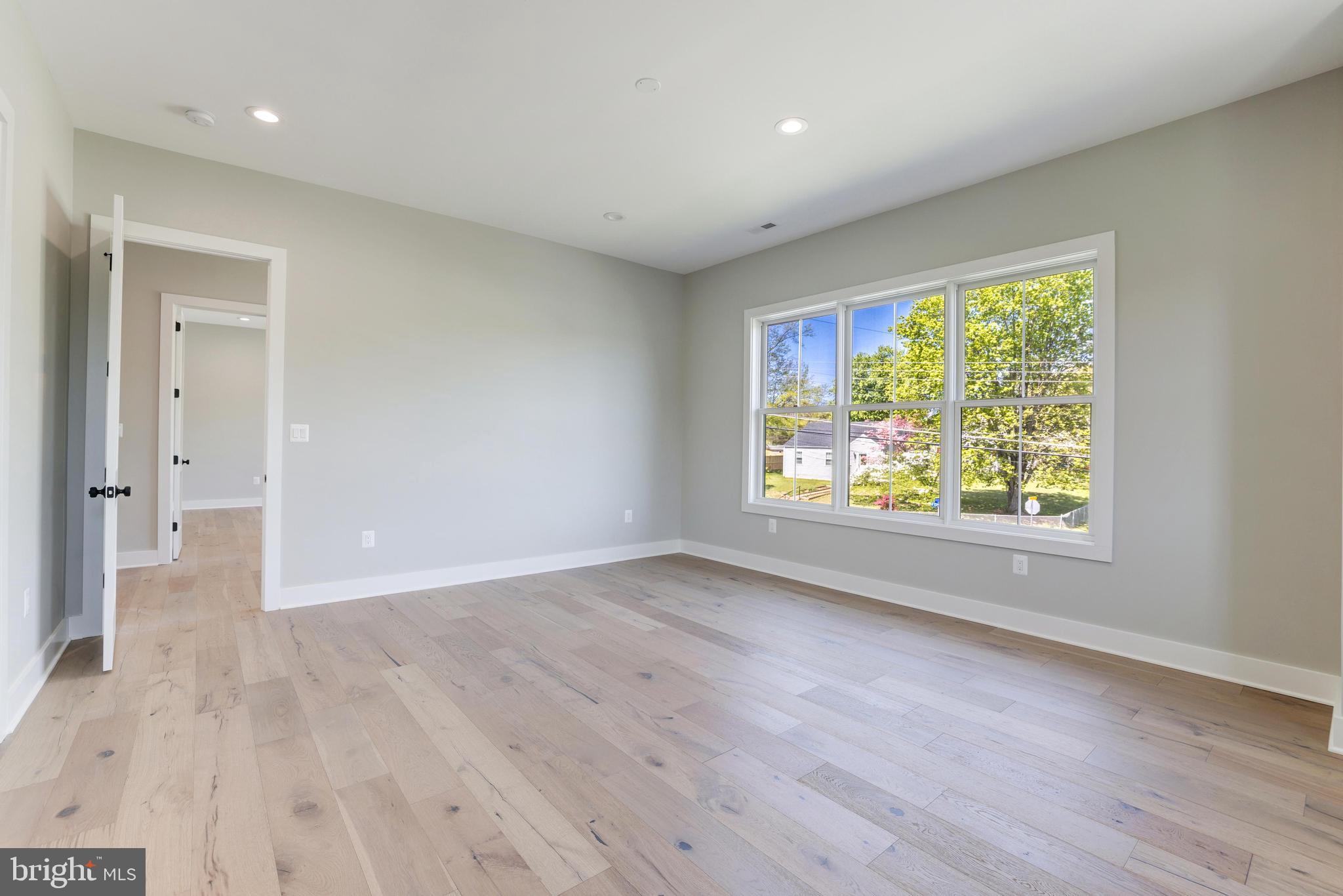 PIMMIT HILLS - Residential