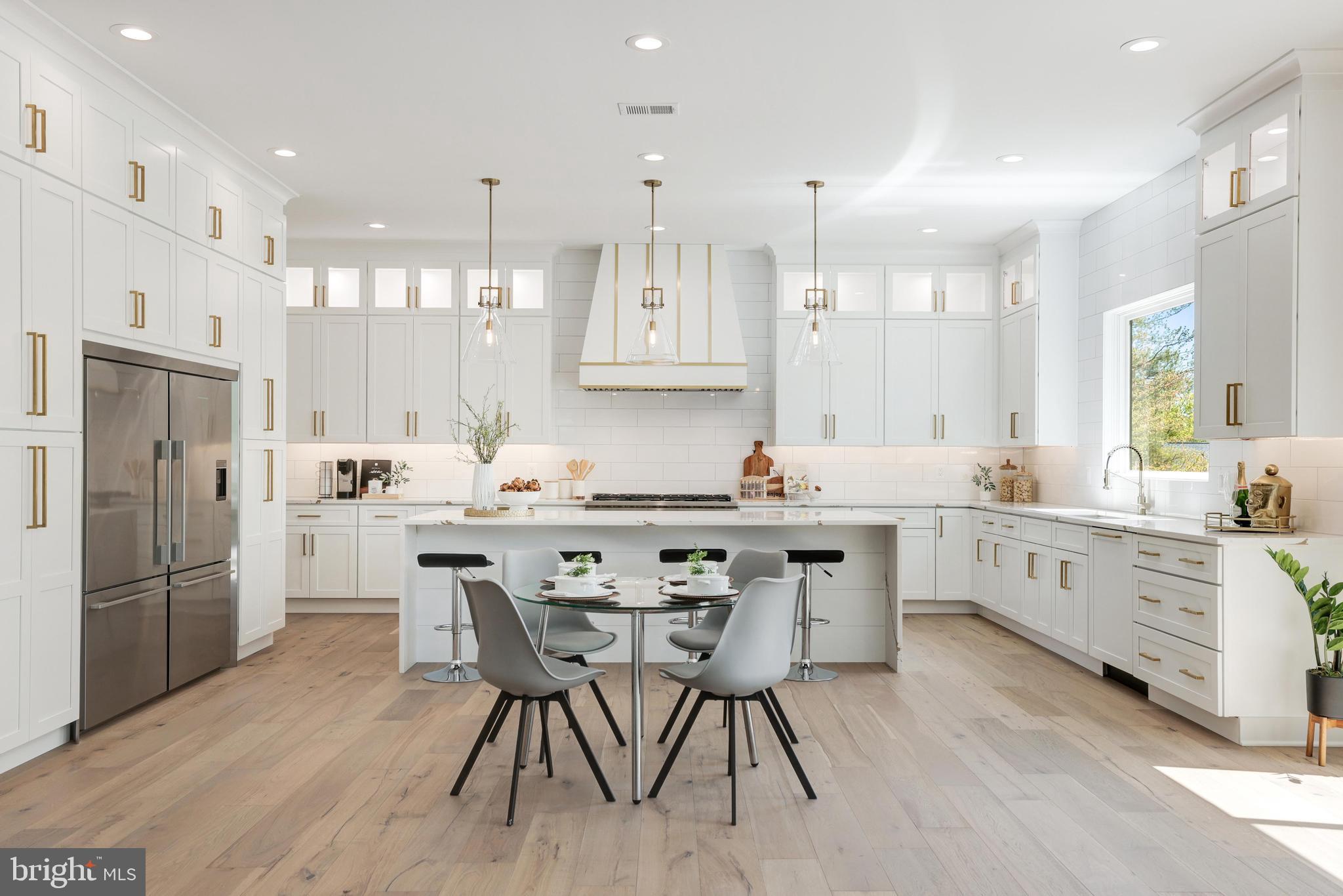 PIMMIT HILLS - Residential