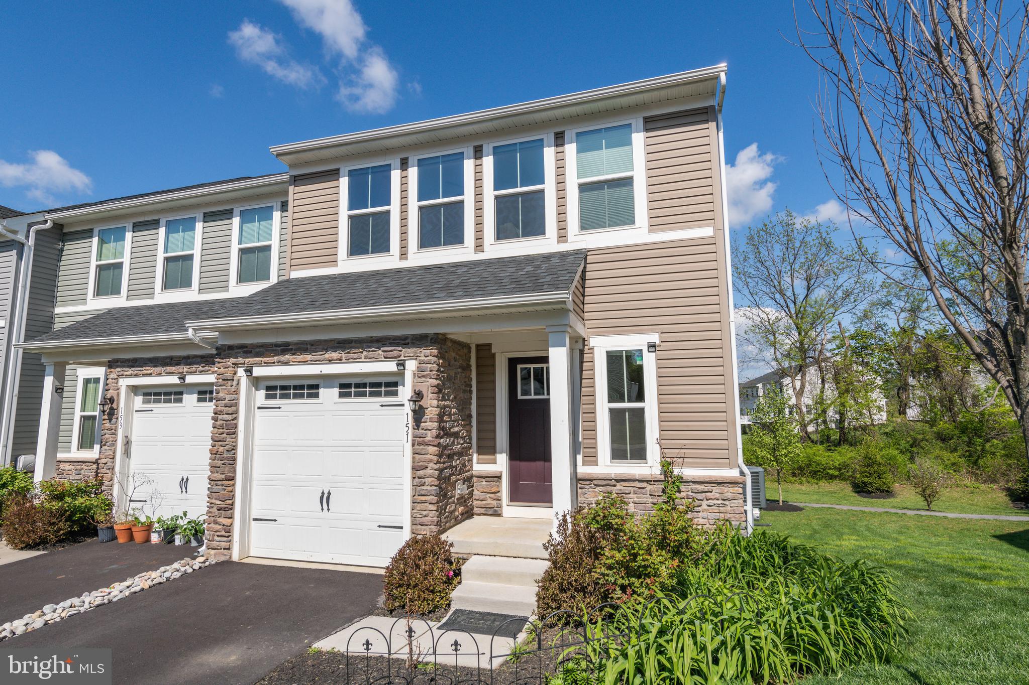 MALVERN WALK - Residential Lease