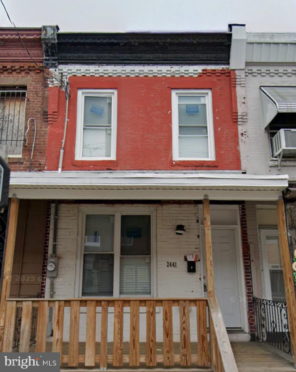 PHILADELPHIA - Residential