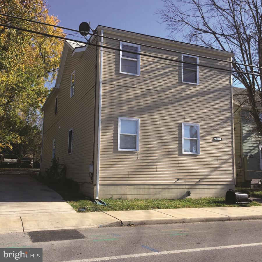 This one-bedroom, one-bath apartment is located on the second floor.  Water & Sewer are included in the rent.  Off-street parking.