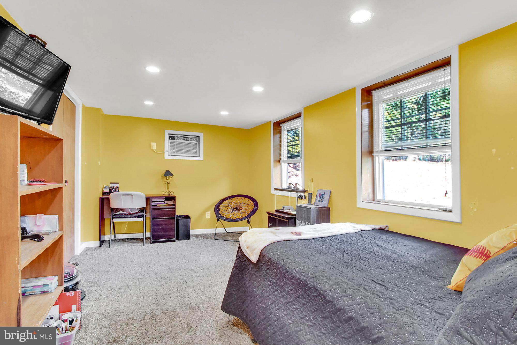 BUTTER ROAD - Residential