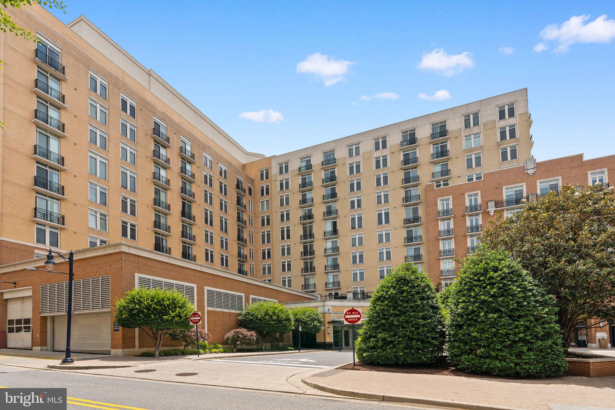 NATIONAL HARBOR - Residential