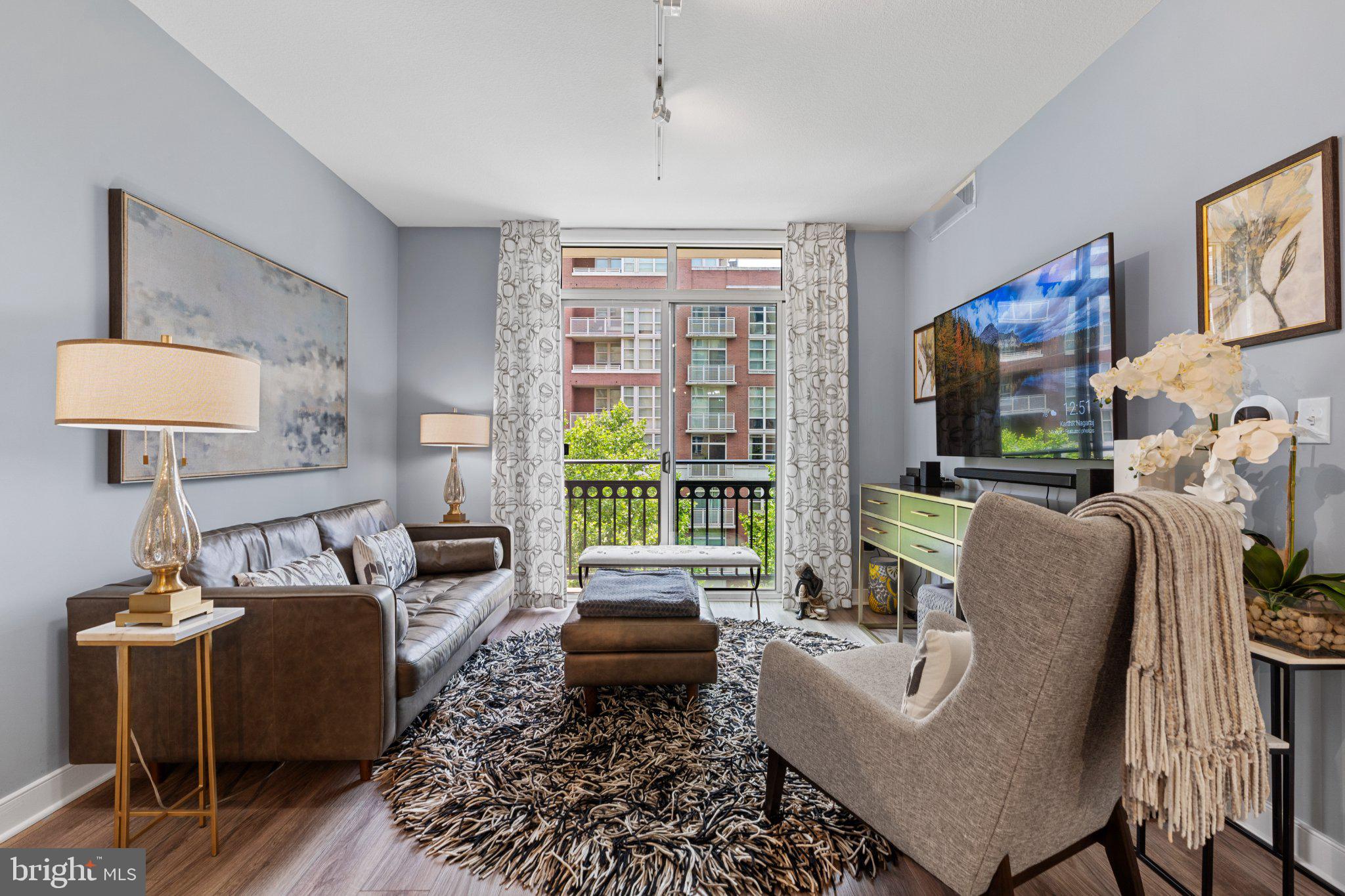 NATIONAL HARBOR - Residential