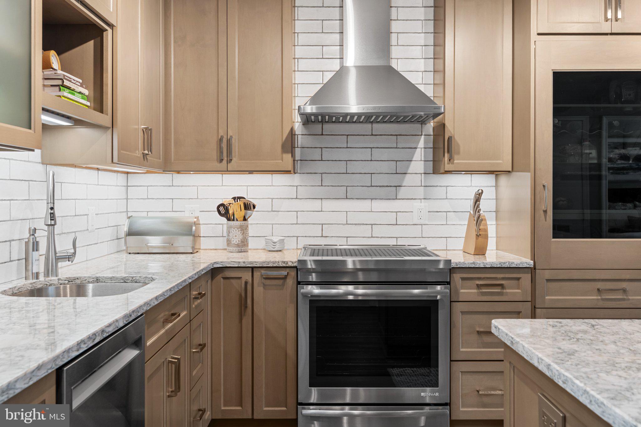 NATIONAL HARBOR - Residential