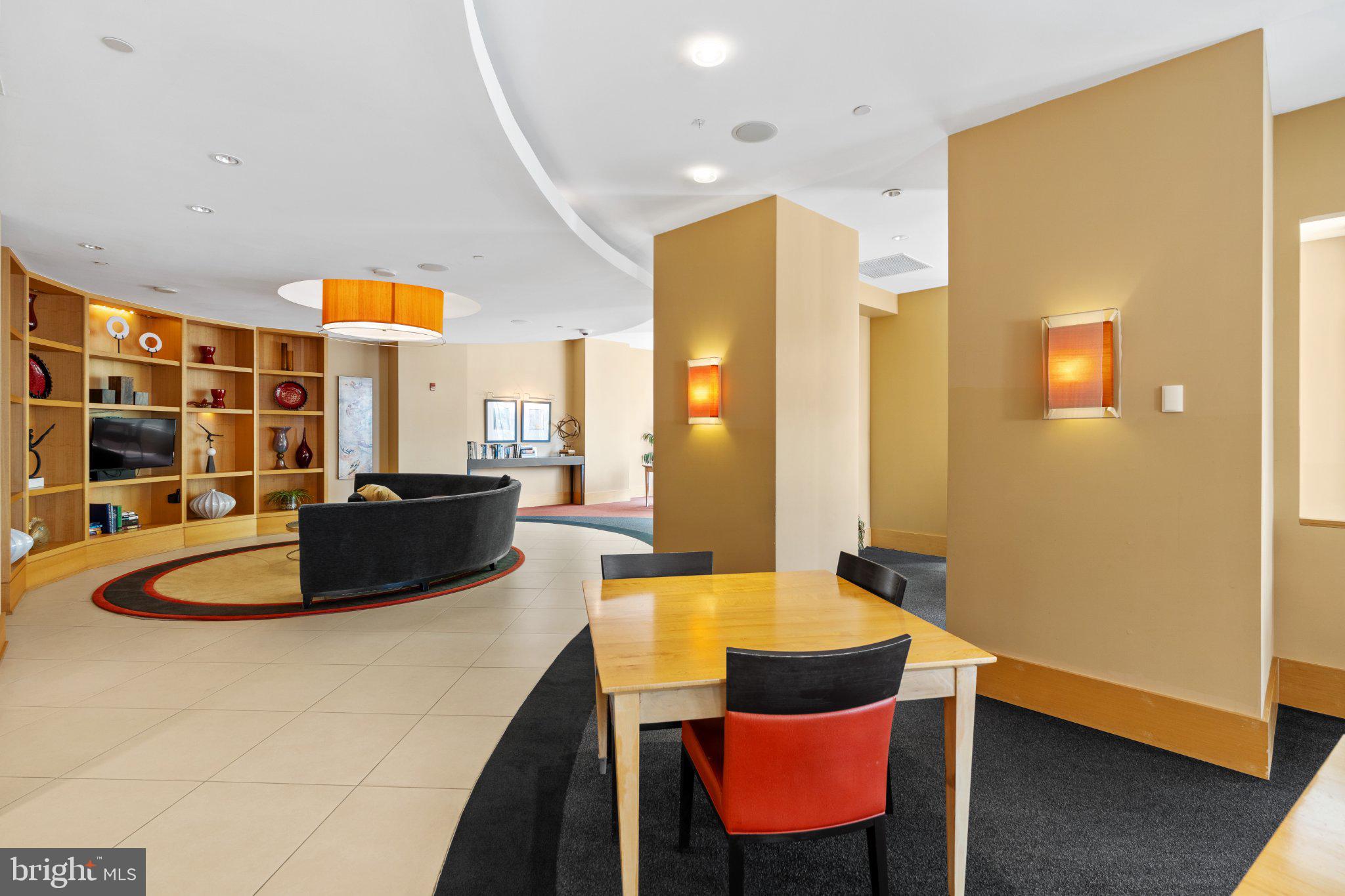 NATIONAL HARBOR - Residential