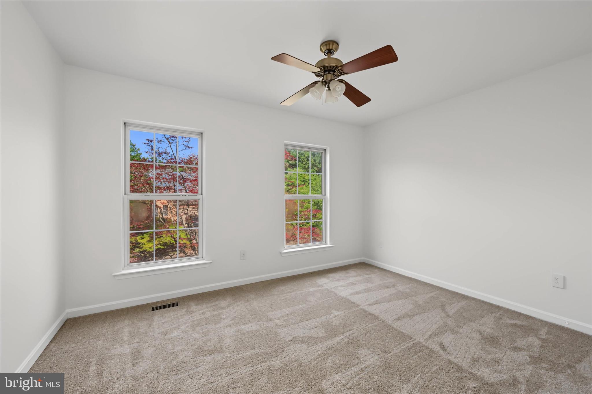 EDGEWOOD - Residential
