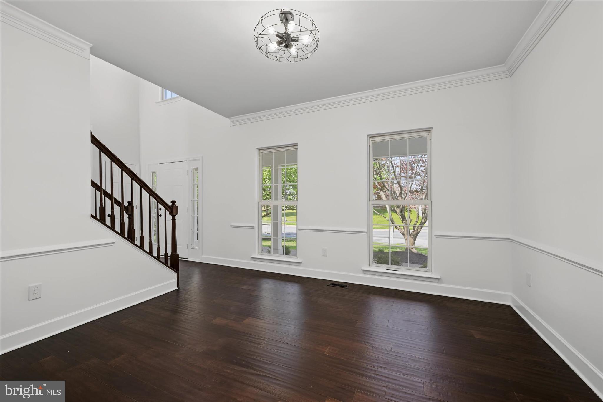 EDGEWOOD - Residential