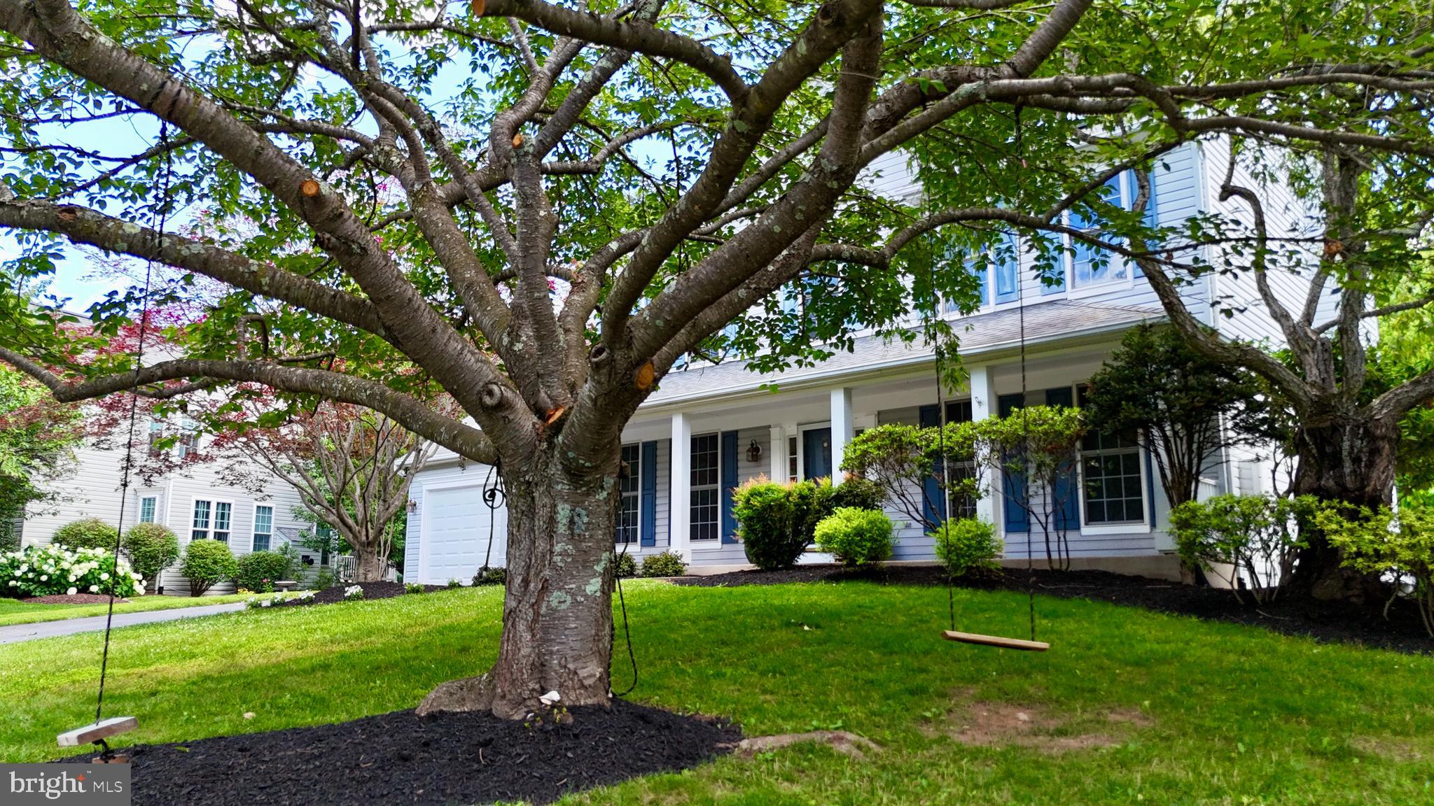 EDGEWOOD - Residential
