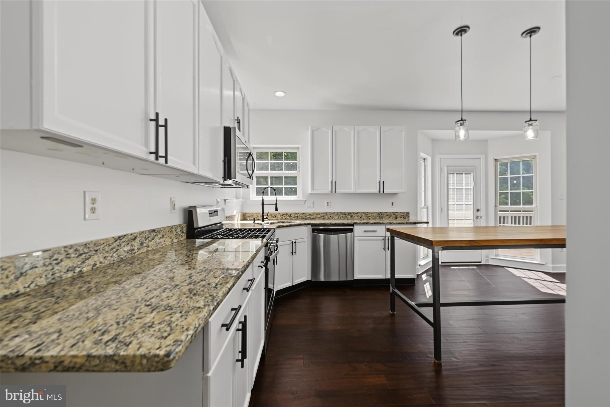 EDGEWOOD - Residential