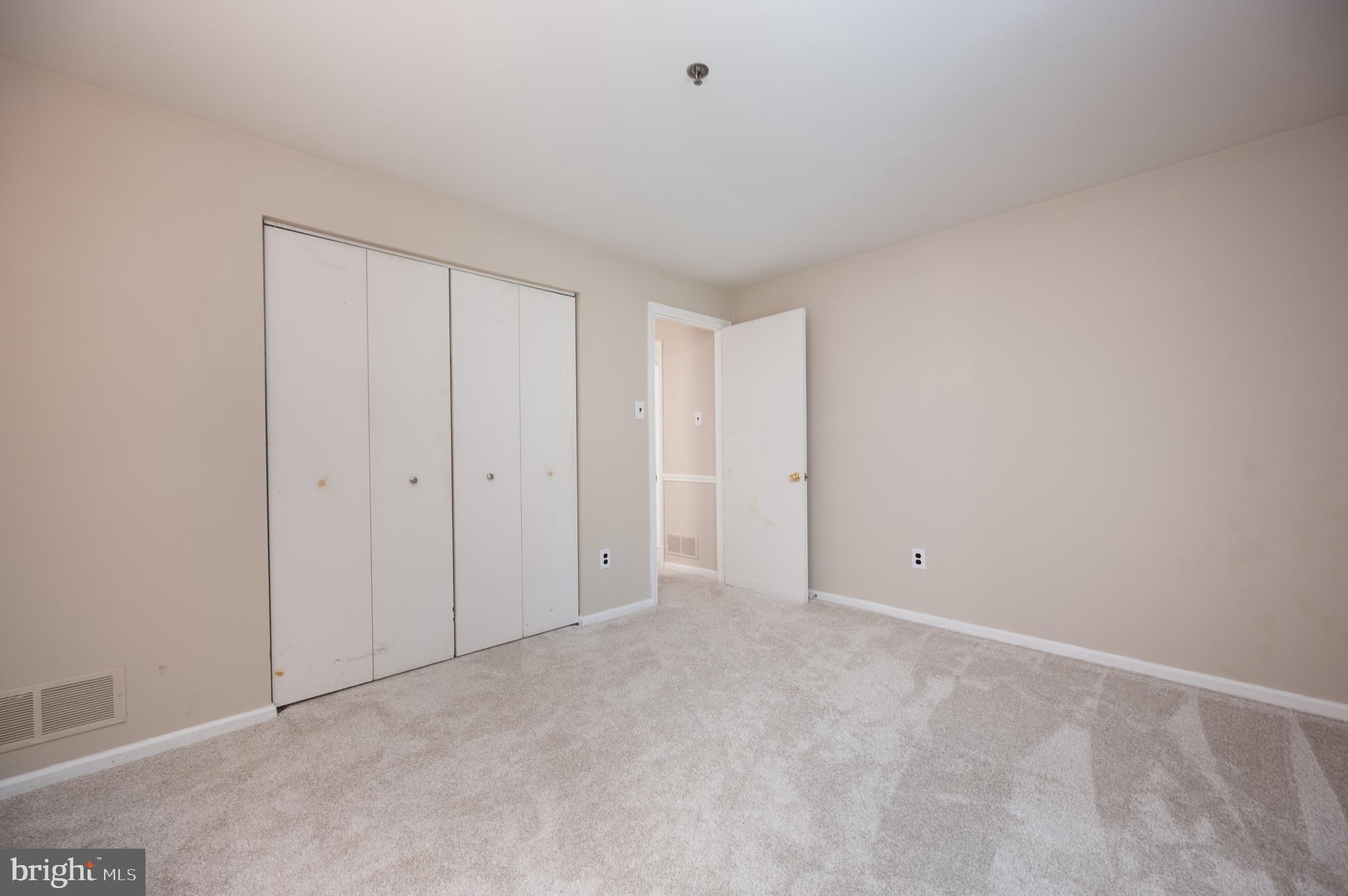 ASHTON CONDO - Residential