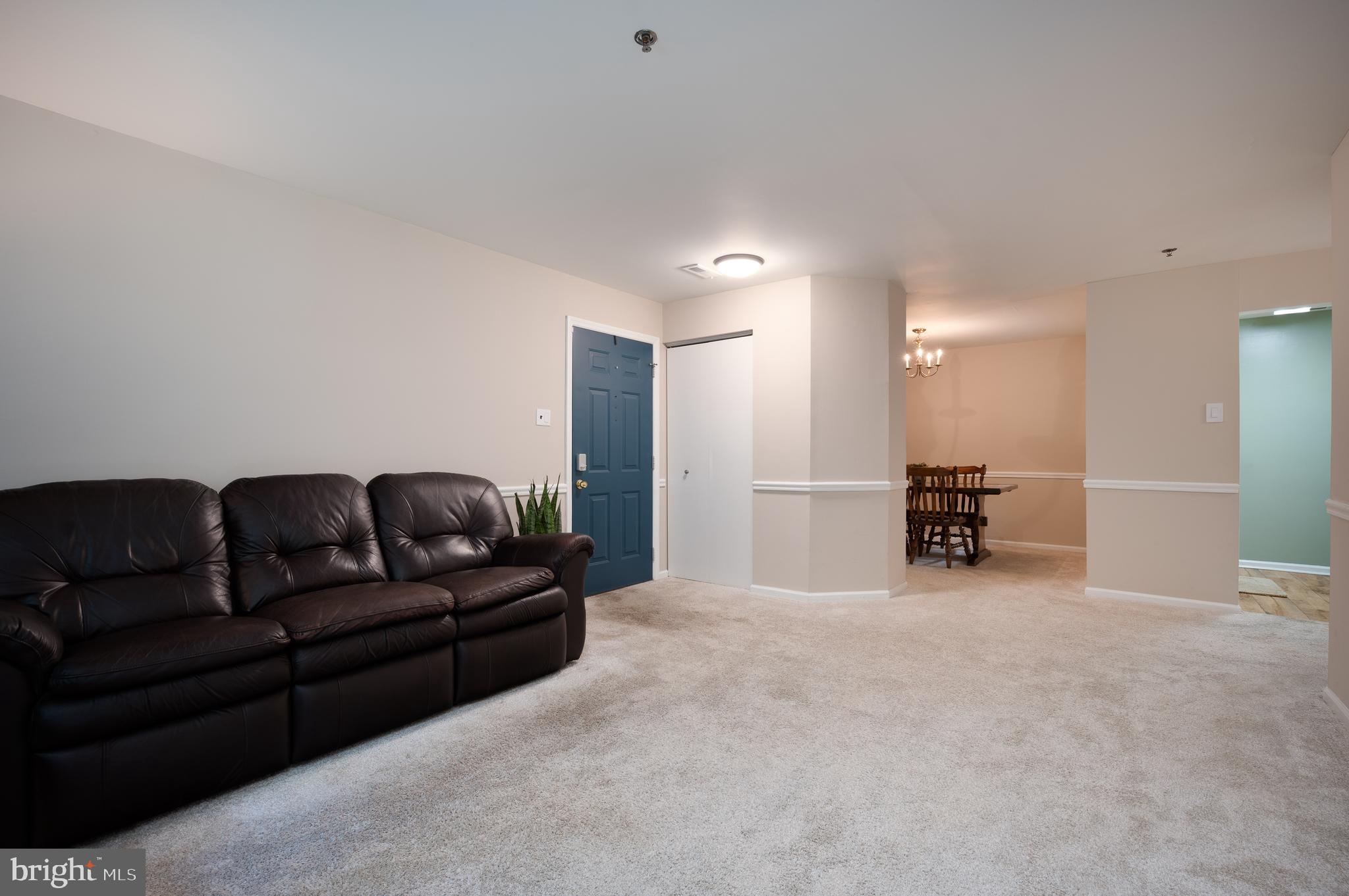 ASHTON CONDO - Residential