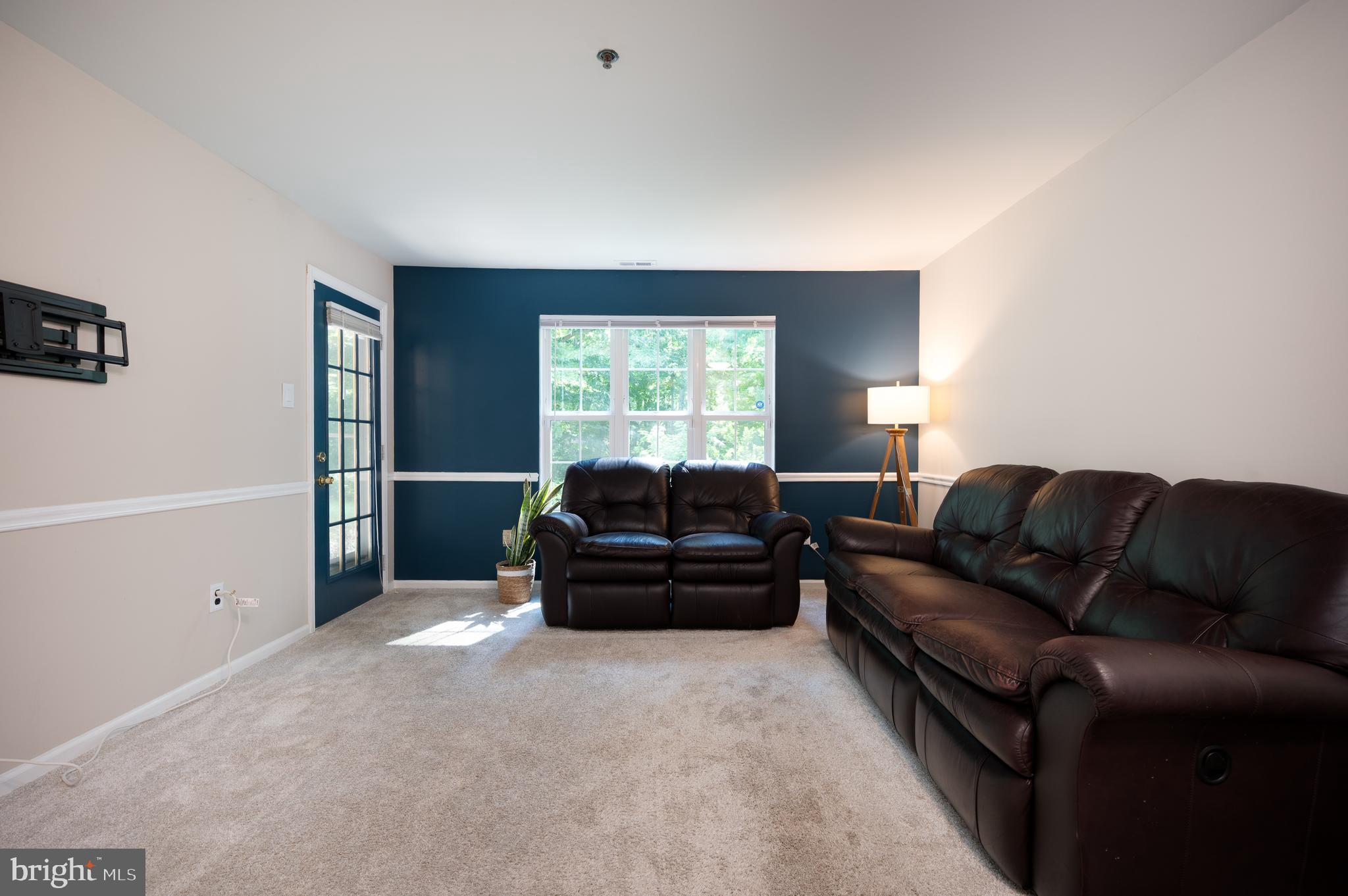 ASHTON CONDO - Residential
