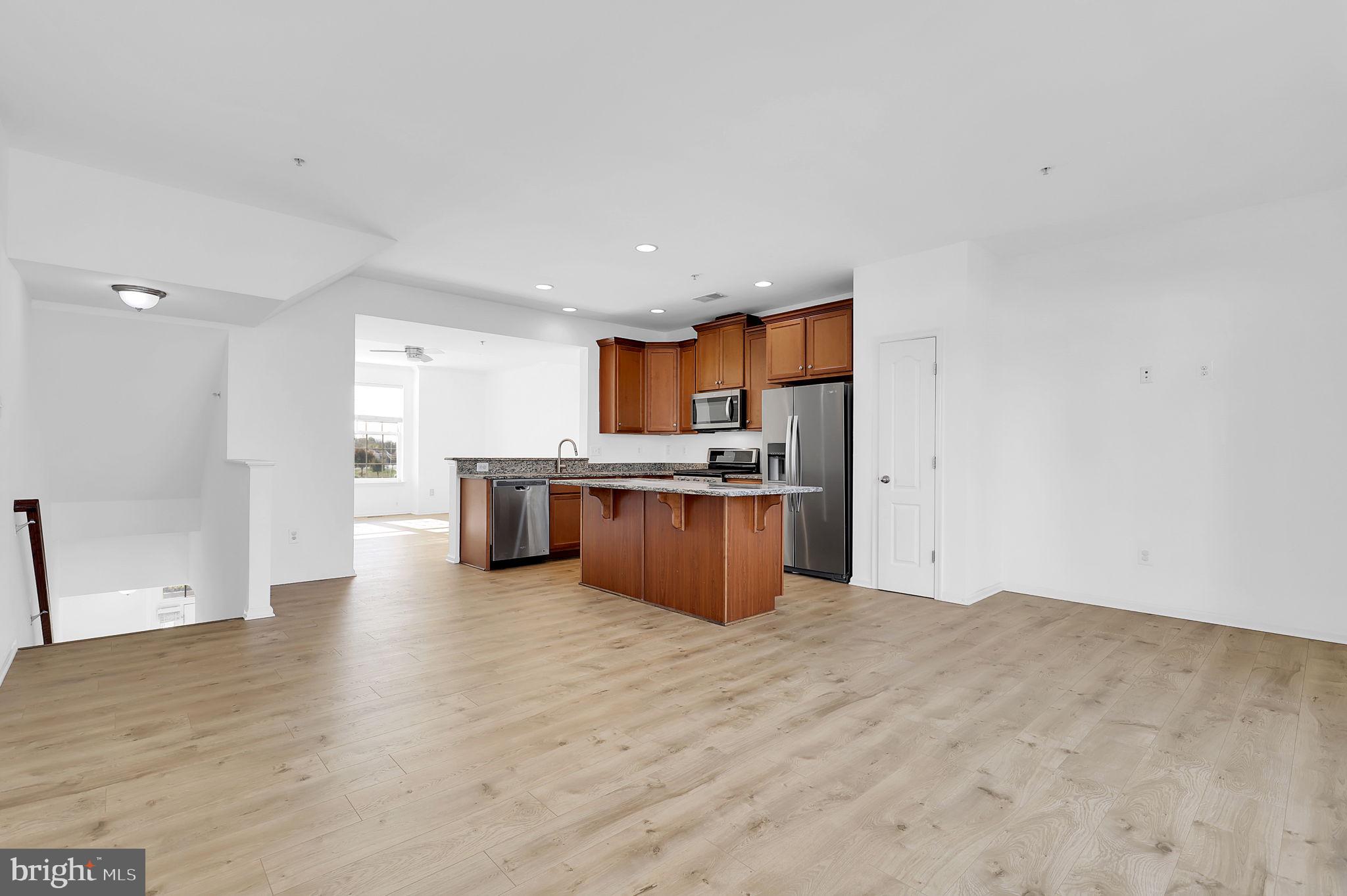 MARKET SQUARE - Residential