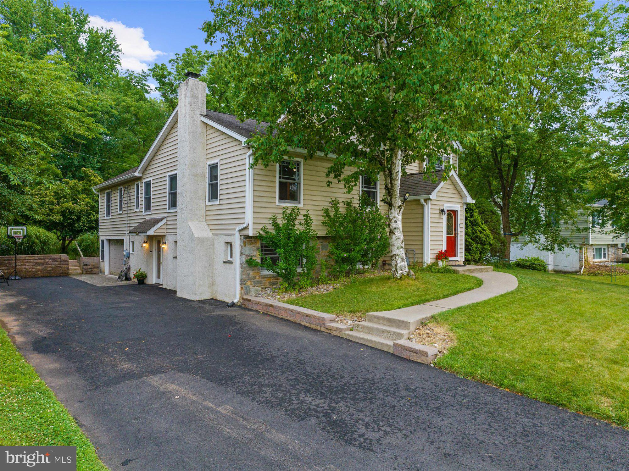 BRITTANY FARMS - Residential