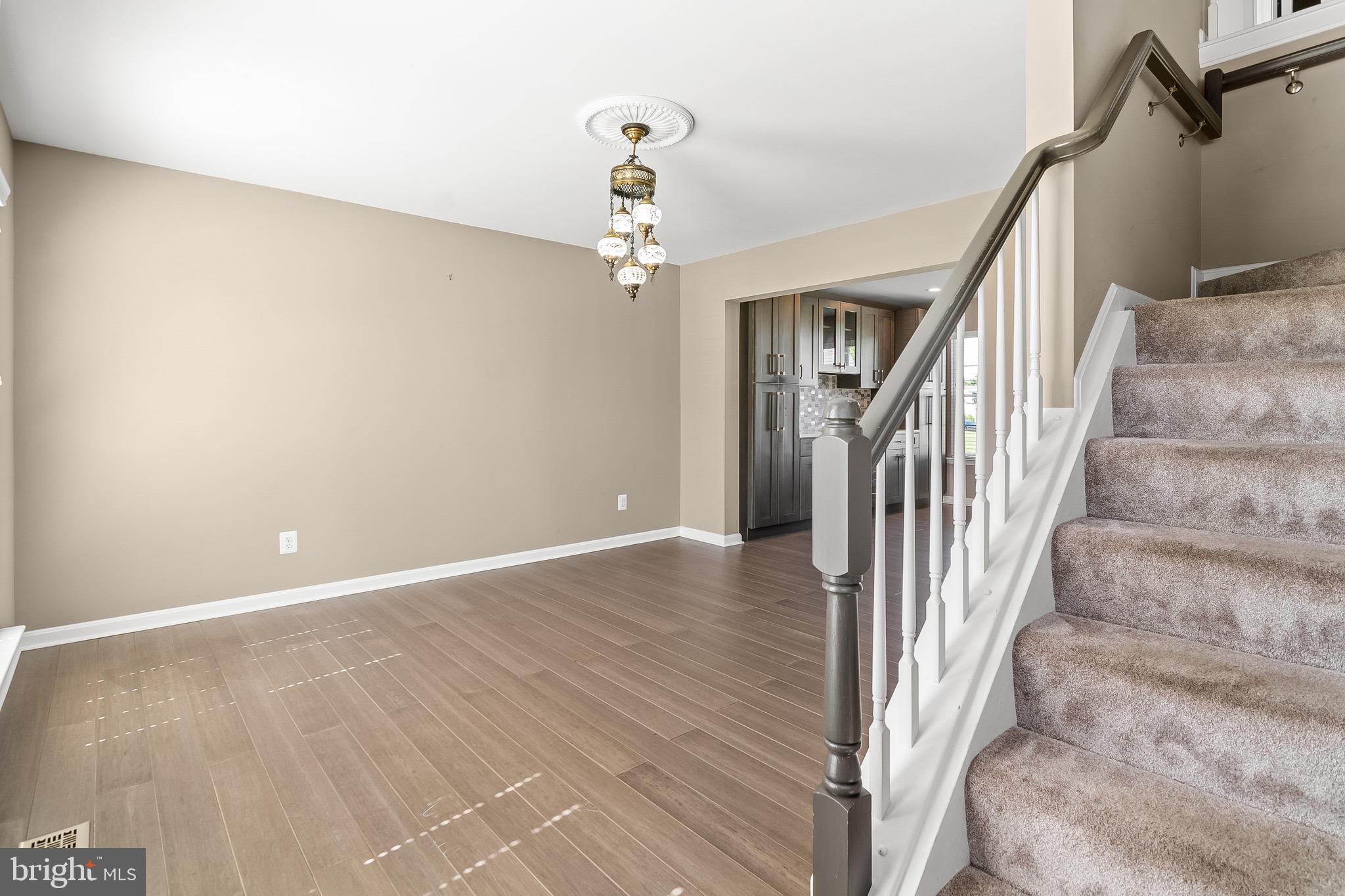 WALNUT POINT - Residential