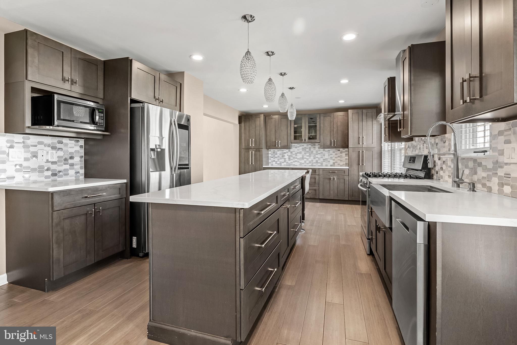 WALNUT POINT - Residential