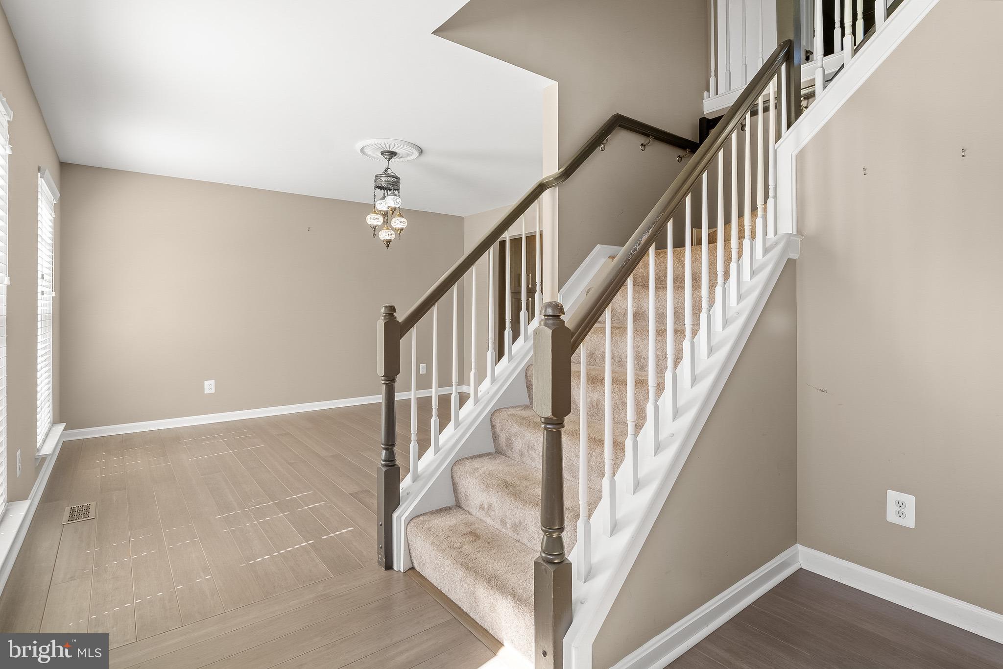 WALNUT POINT - Residential